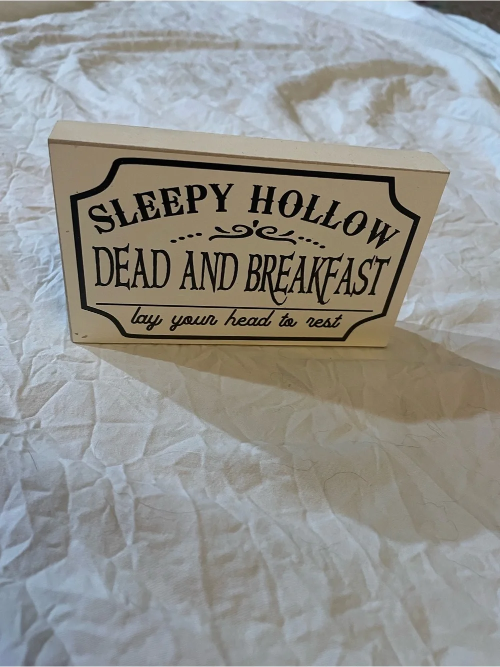 Sleepy Hollow Dead and Breakfast White Small Sign - Halloween Home Decor
